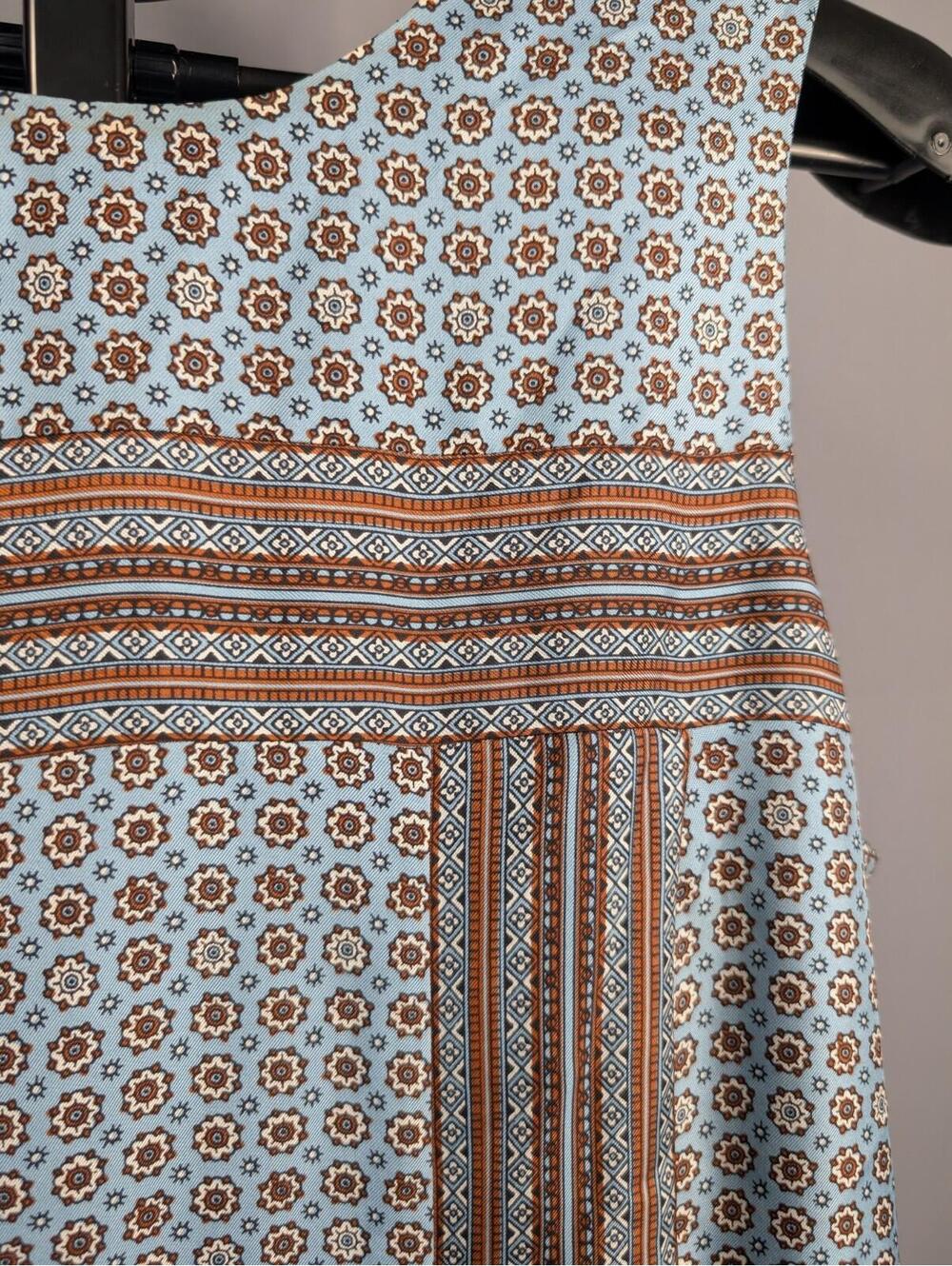 Quiet Luxury J. Crew 100% Silk Geometric Shift Dress Size 12 - Picture 3 of 9